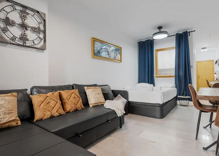 In By Costarentals - Ref 227 Апартаменты Фуэнхирола